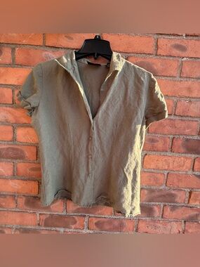 New York & Company short sleeve linen shirt Medium